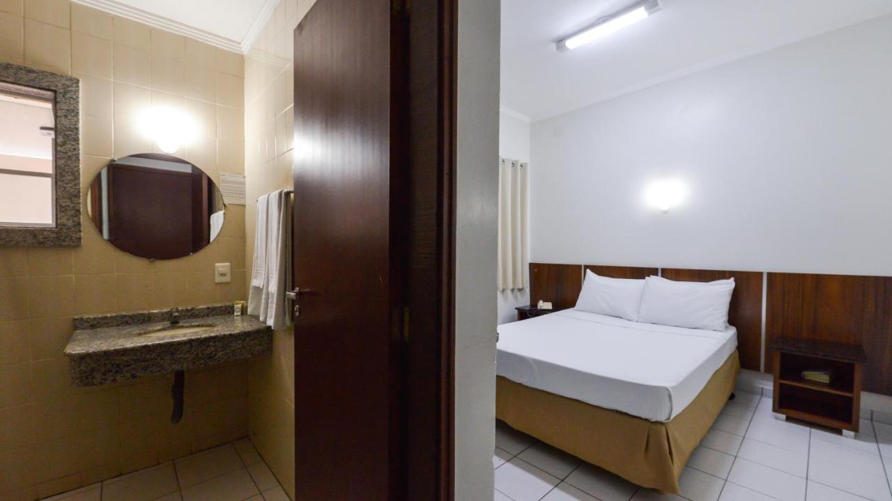 Araucaria Hotel Business - Maringá Dış mekan fotoğraf